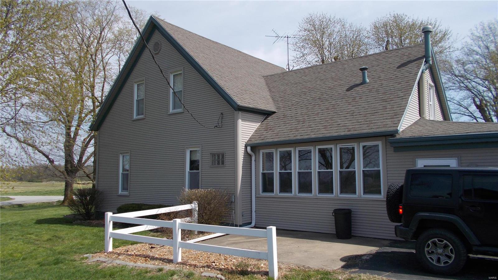 11576 Wilson Road Sparta, IL 62286 - Photo 3 of 24
