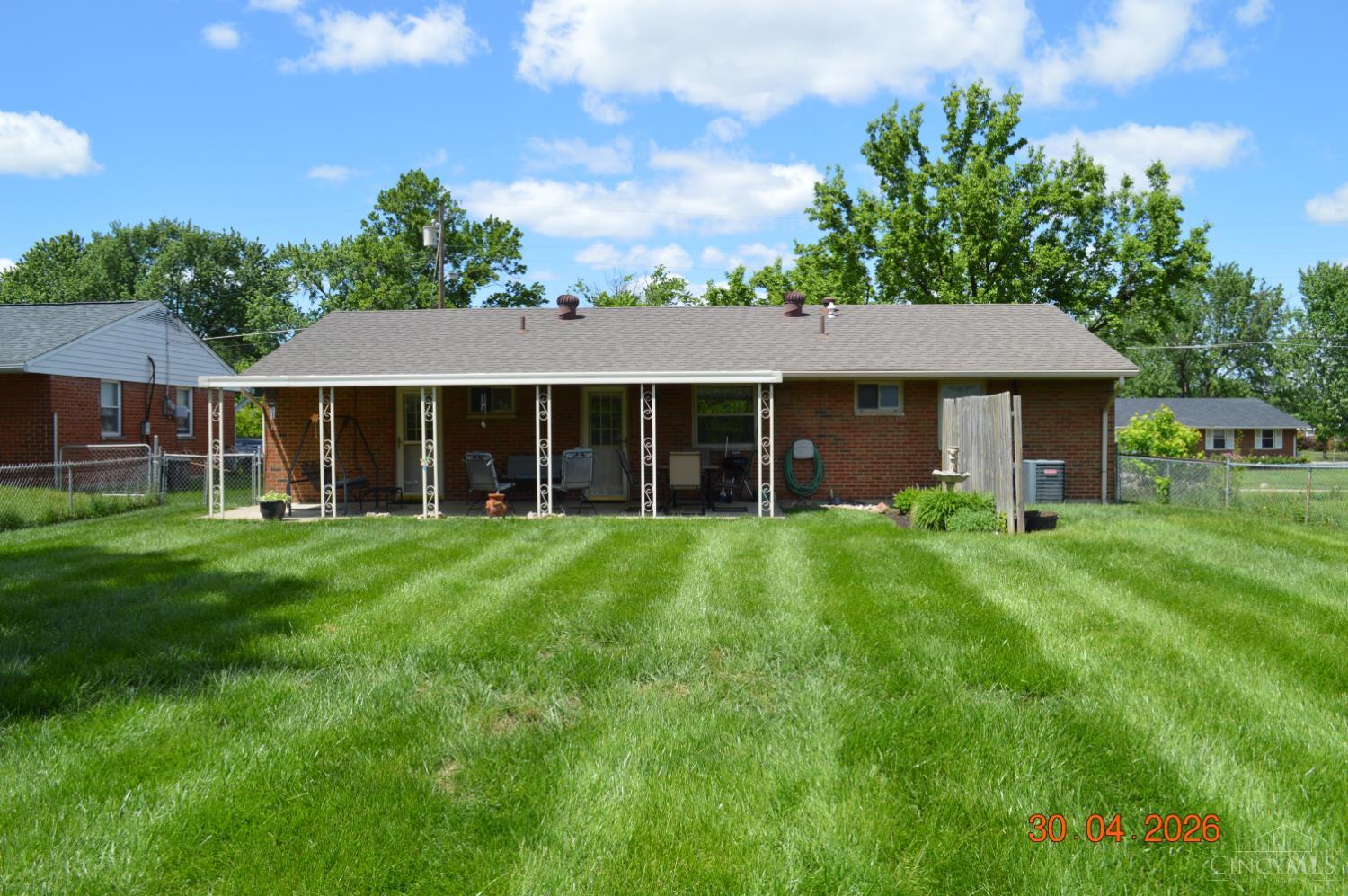 207 Diston Lane Springdale, OH 45246 - Photo 11 of 12 Gallery Image 11