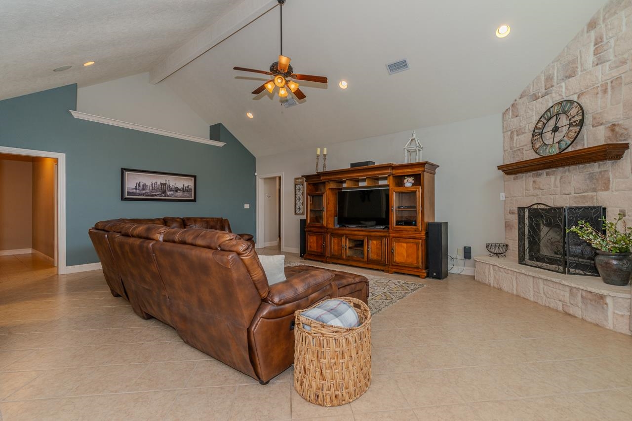 6120 Westchase Loop Lumberton, TX 77657 - Photo 5 of 44