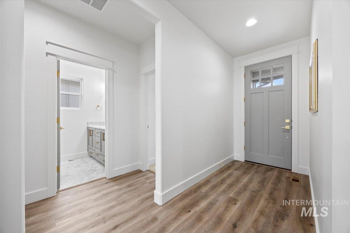 1708 Kayak Road Emmett, ID 83617 - Photo 3 of 35