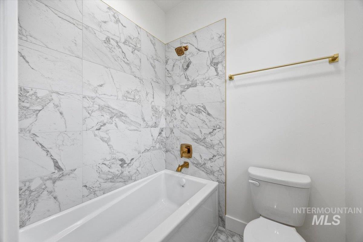 1708 Kayak Road Emmett, ID 83617 - Photo 9 of 35