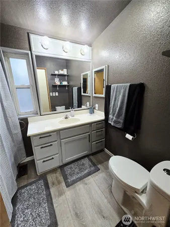 $360,000 | 140 Southeast Fuchsia Avenue, Shelton, WA 98584