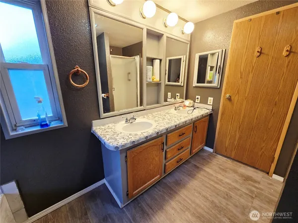 $360,000 | 140 Southeast Fuchsia Avenue, Shelton, WA 98584