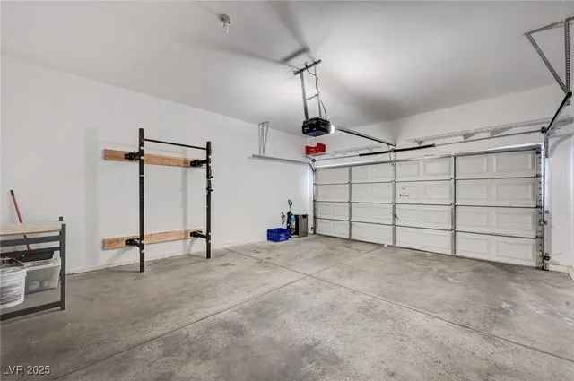 $320,000 | 6332 Heavy Gorge Avenue, Unit 103, Henderson, NV 89011