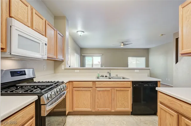$320,000 | 6332 Heavy Gorge Avenue, Unit 103, Henderson, NV 89011