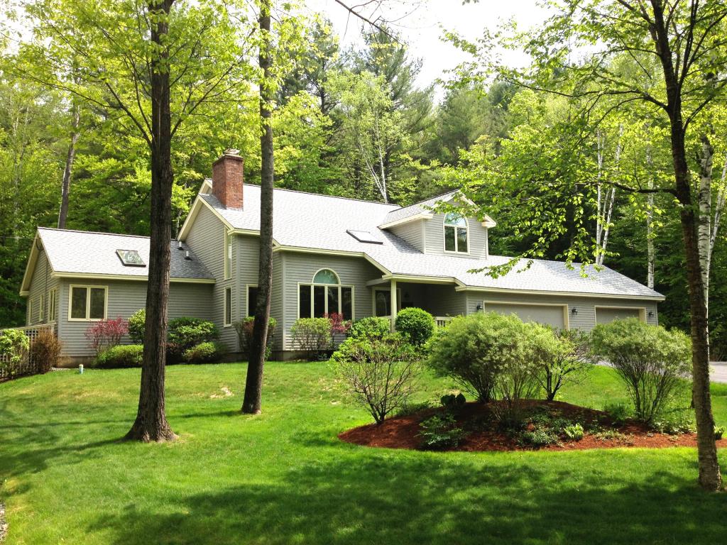 1129 Wheelock Road Hartford, VT 05059 - Photo 1 of 14 Gallery Image 1