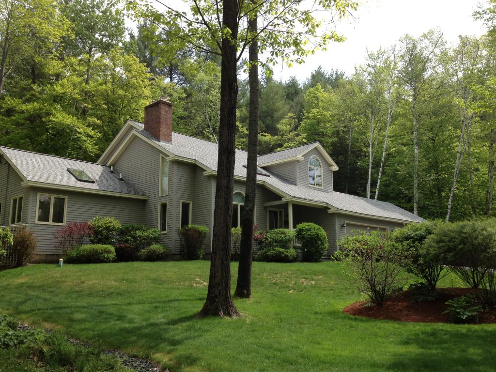 1129 Wheelock Road Hartford, VT 05059 - Photo 2 of 14 Gallery Image 2