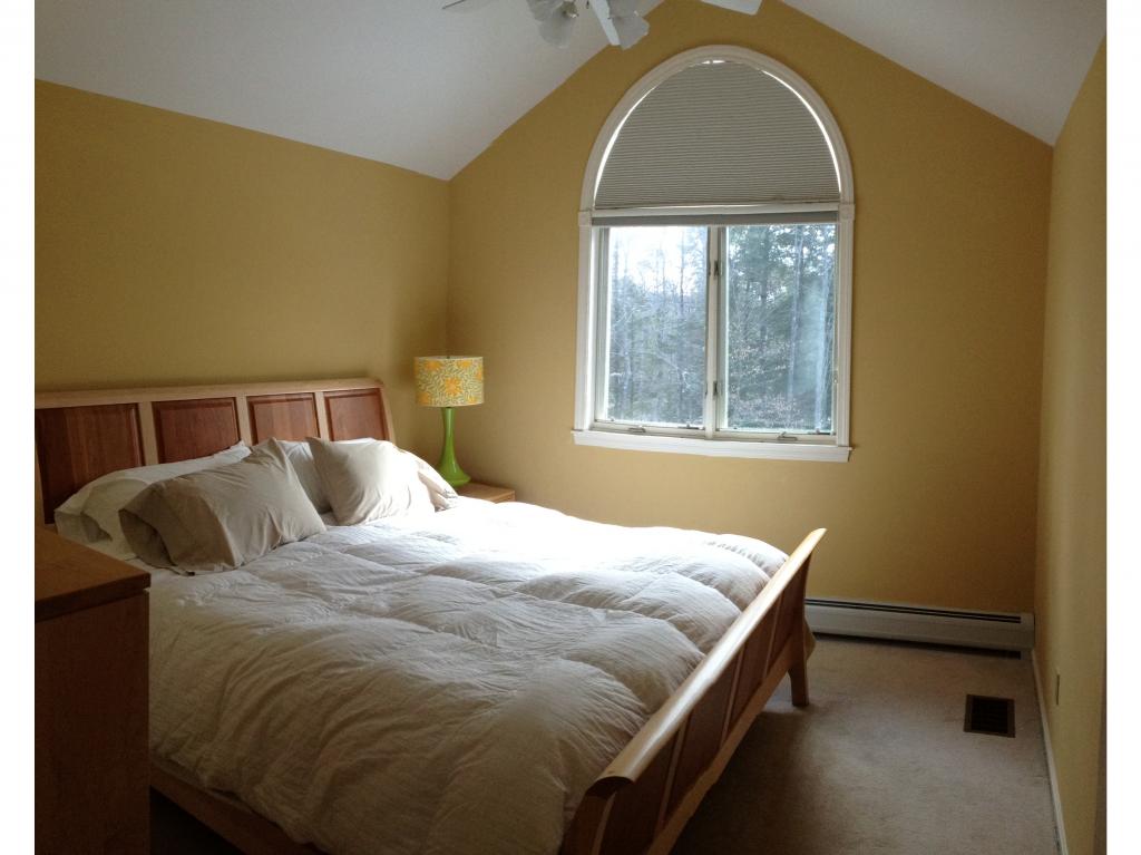 1129 Wheelock Road Hartford, VT 05059 - Photo 11 of 14 Gallery Image 11