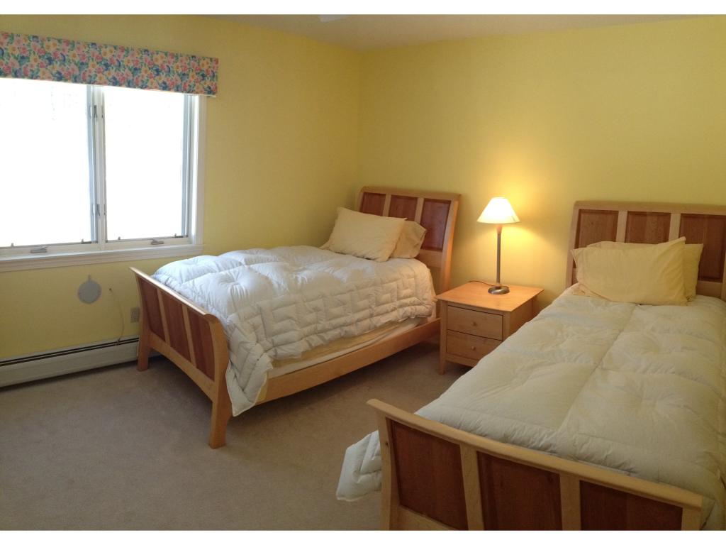 1129 Wheelock Road Hartford, VT 05059 - Photo 12 of 14 Gallery Image 12