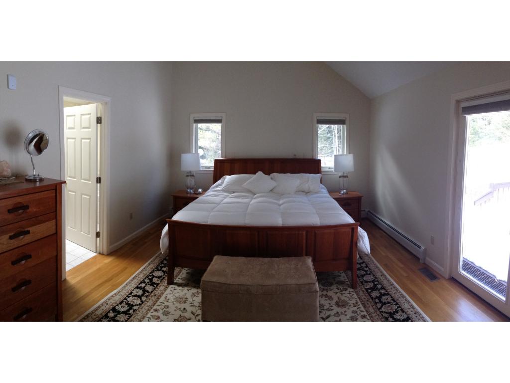 1129 Wheelock Road Hartford, VT 05059 - Photo 8 of 14 Gallery Image 8