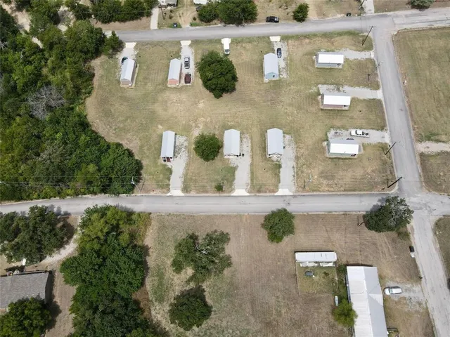 $155,000 | 507 Ussery Street, Bowie, TX 76230