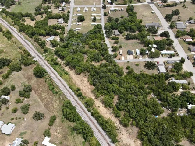 $155,000 | 507 Ussery Street, Bowie, TX 76230