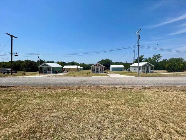 $155,000 | 507 Ussery Street, Bowie, TX 76230