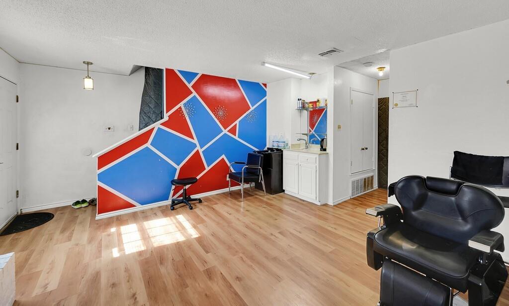 2409 MacArthur Drive Waco, TX 76708 - Photo 4 of 20