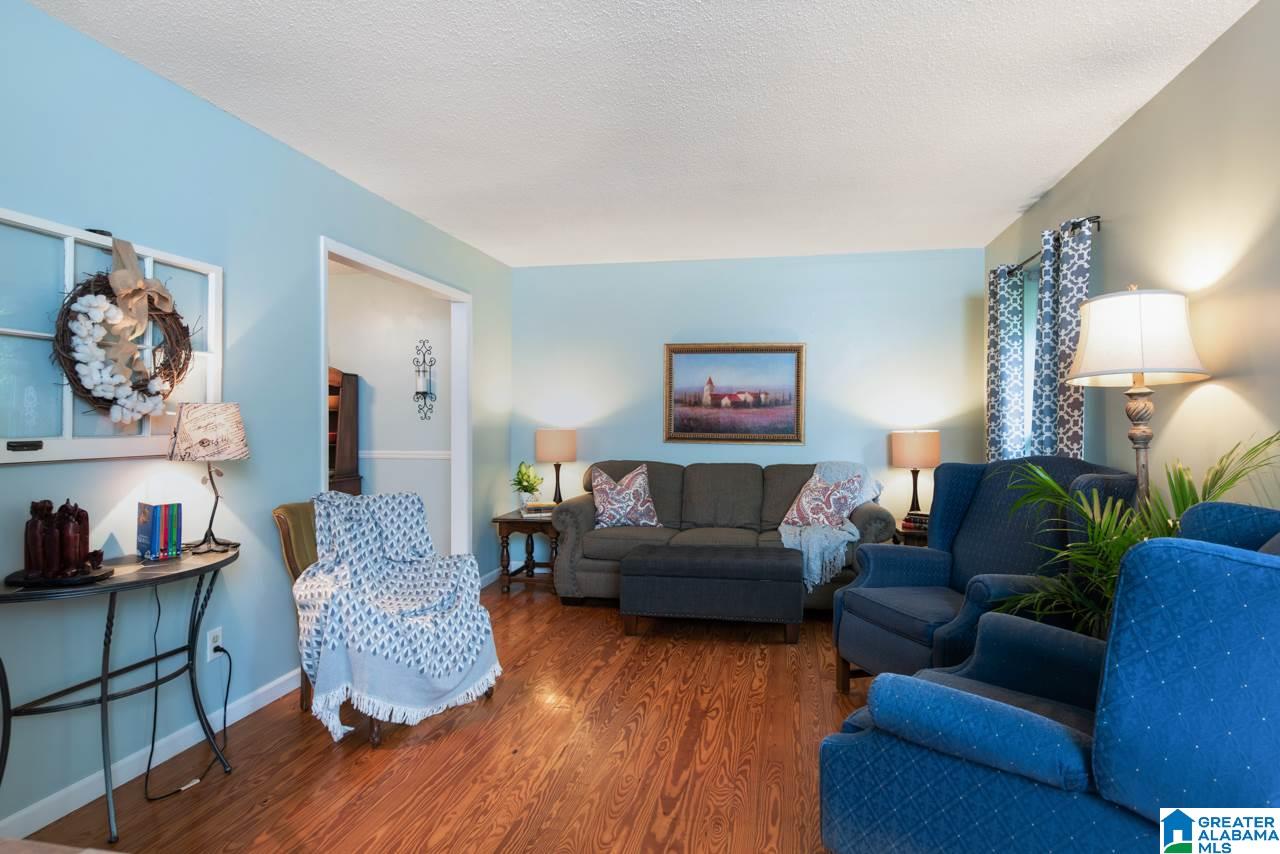 108 Maple Street Alabaster, AL 35114 - Photo 3 of 31 Gallery Image 3