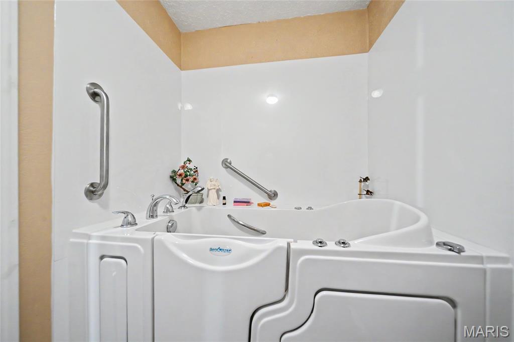 1525 McCutchen Road Rolla, MO 65401 - Photo 19 of 37