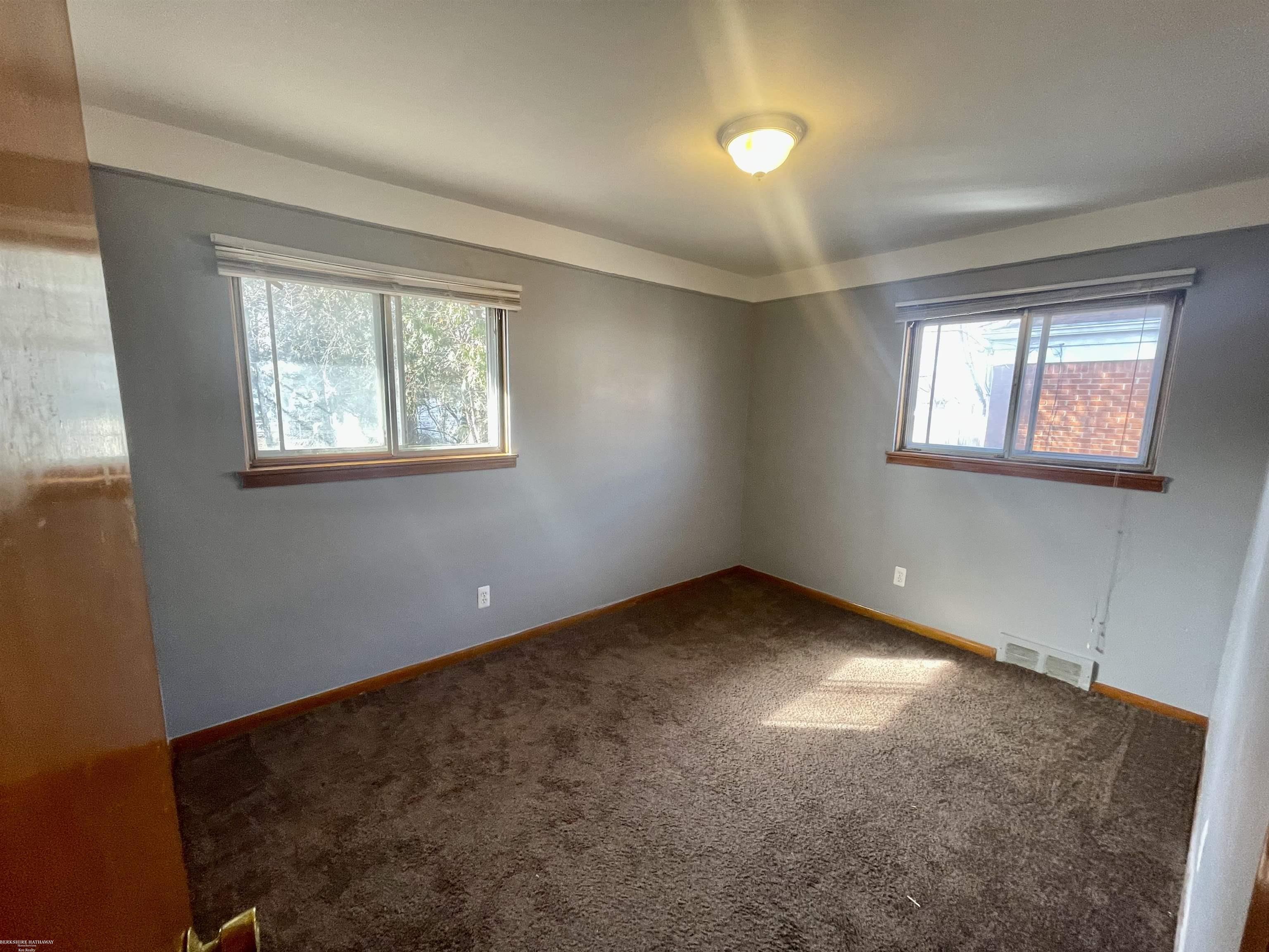 14868 Stephens Eastpointe, MI 48021 - Photo 10 of 18
