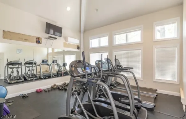 $725,000 | 317 Kensington Lane, Livingston, NJ 07039