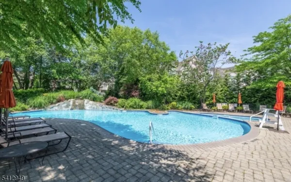 $725,000 | 317 Kensington Lane, Livingston, NJ 07039