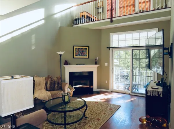 $725,000 | 317 Kensington Lane, Livingston, NJ 07039