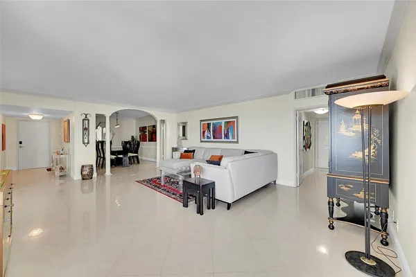 $5,000 | 111 North Pompano Beach Boulevard, Unit PH3, Pompano Beach, FL 33062