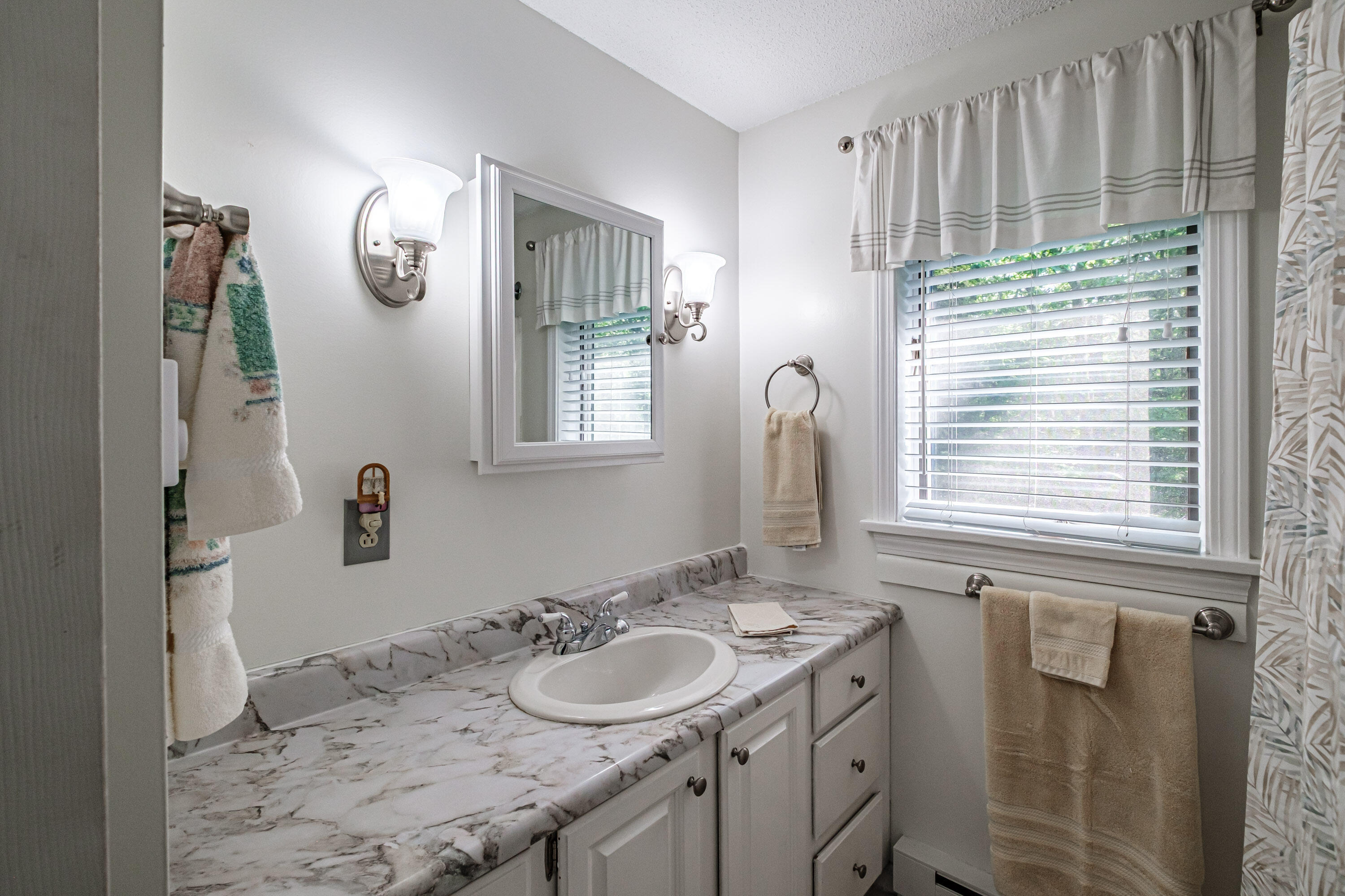 12 Azalea Lane, Unit 12 Windham, ME 04062 - Photo 23 of 48 20250605gp-60042