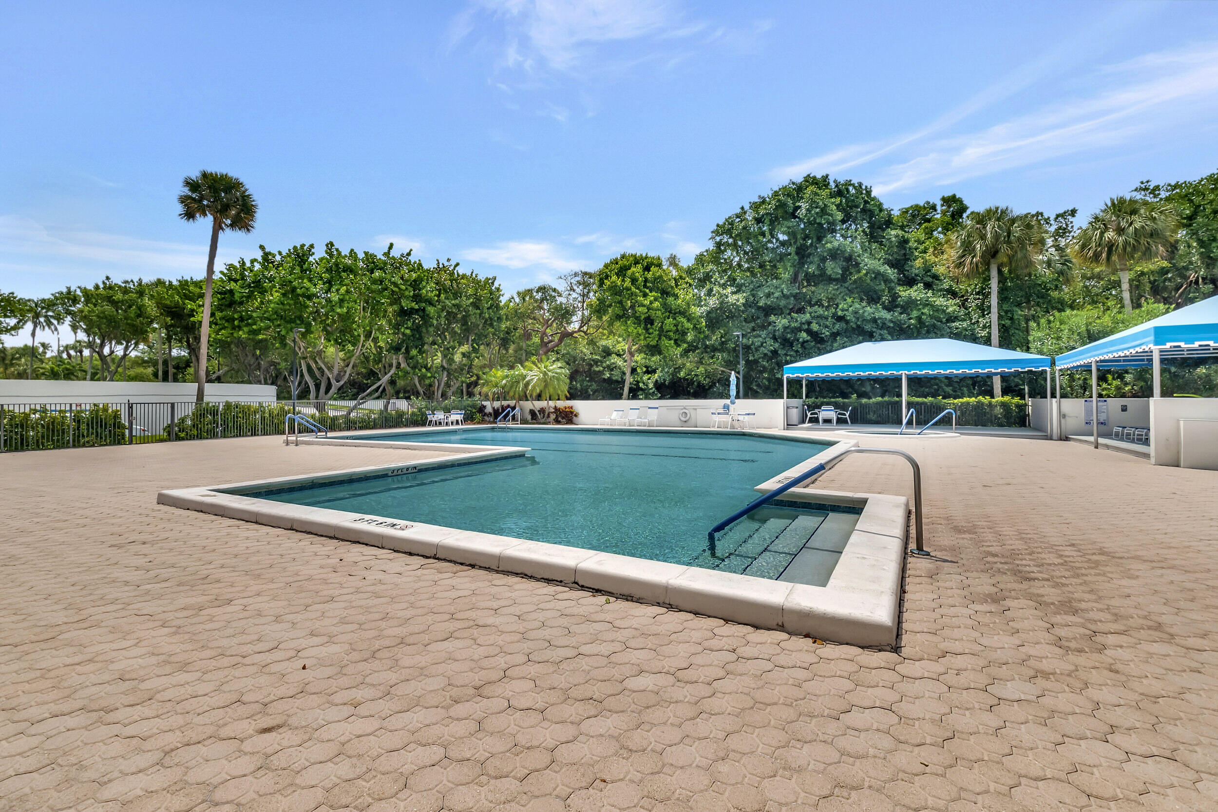 2001 North Ocean Boulevard, Unit 501 Boca Raton, FL 33431 - Photo 54 of 59 55_13_dsc_3877
