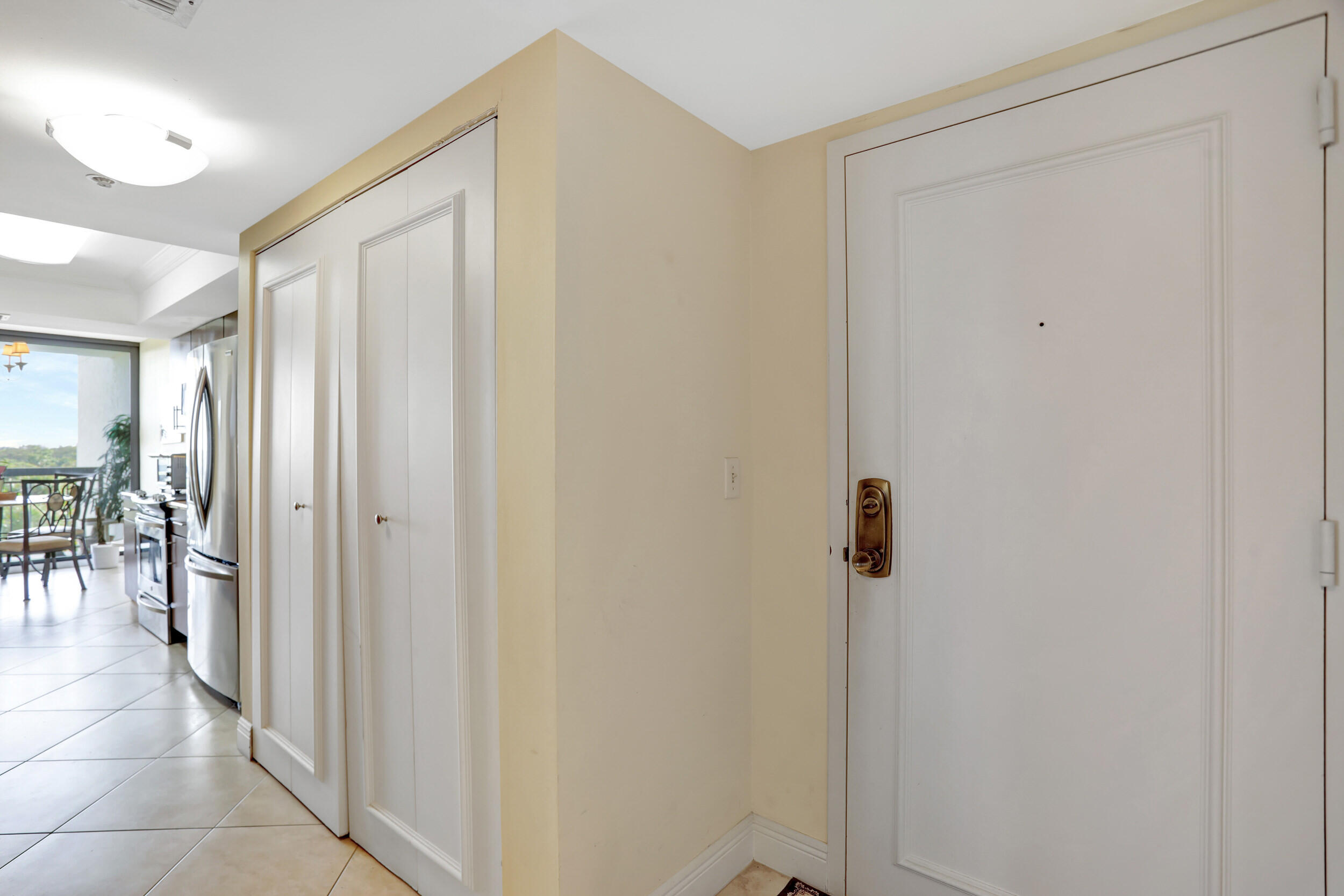 2001 North Ocean Boulevard, Unit 501 Boca Raton, FL 33431 - Photo 10 of 59 10_001l3981