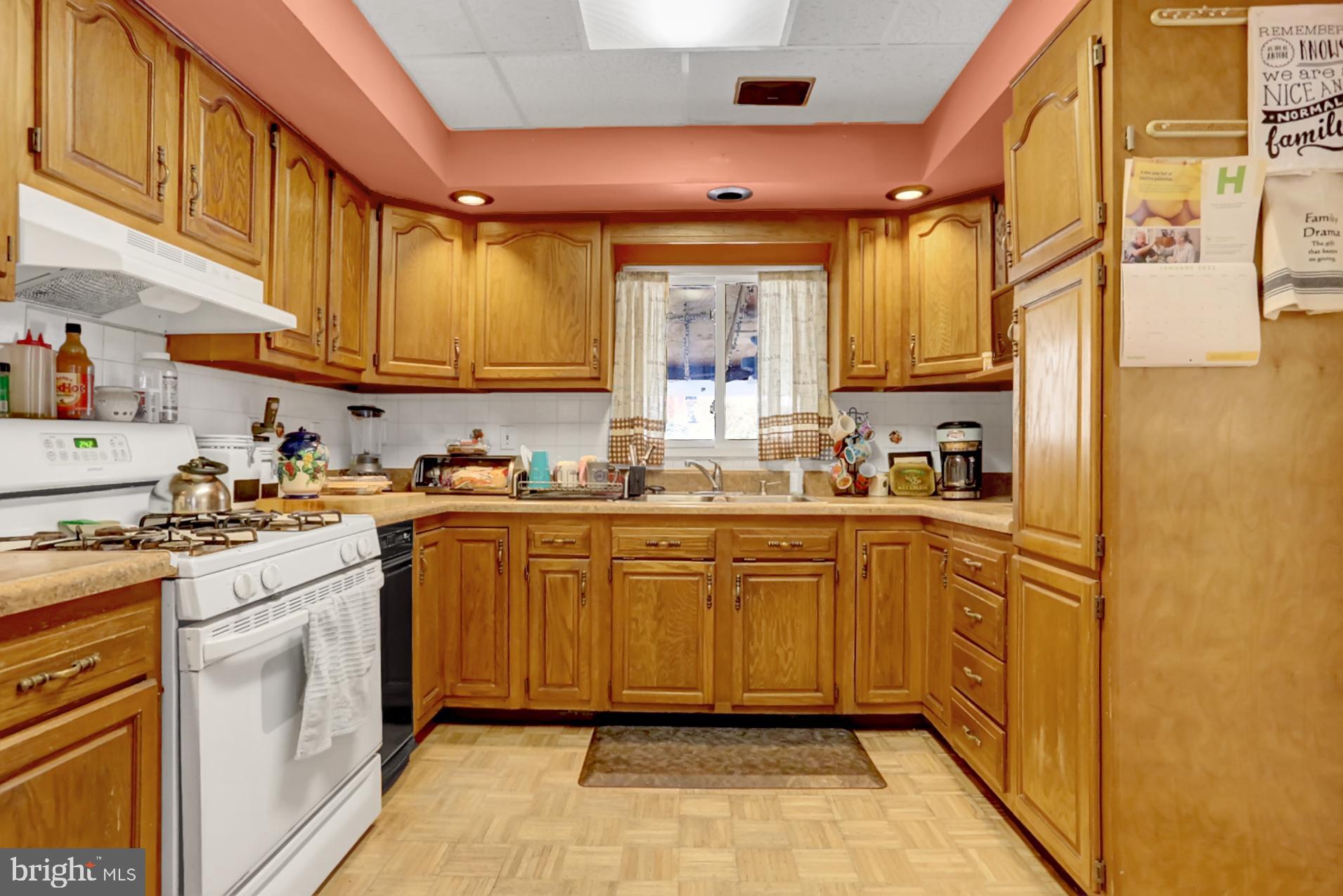 1327 Good Street Reading, PA 19602 - Photo 11 of 25 Gallery Image 11