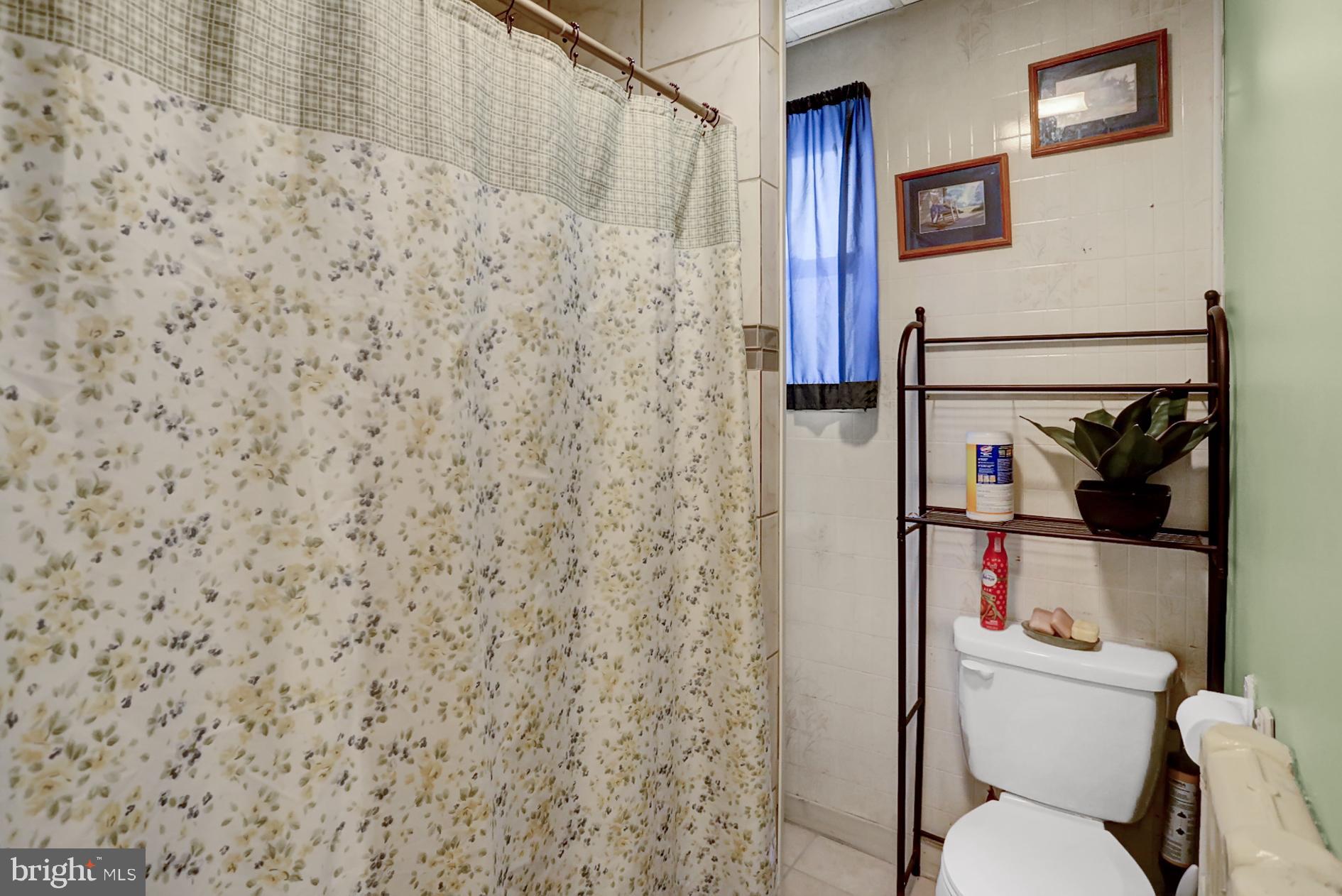 1327 Good Street Reading, PA 19602 - Photo 13 of 25 Gallery Image 13