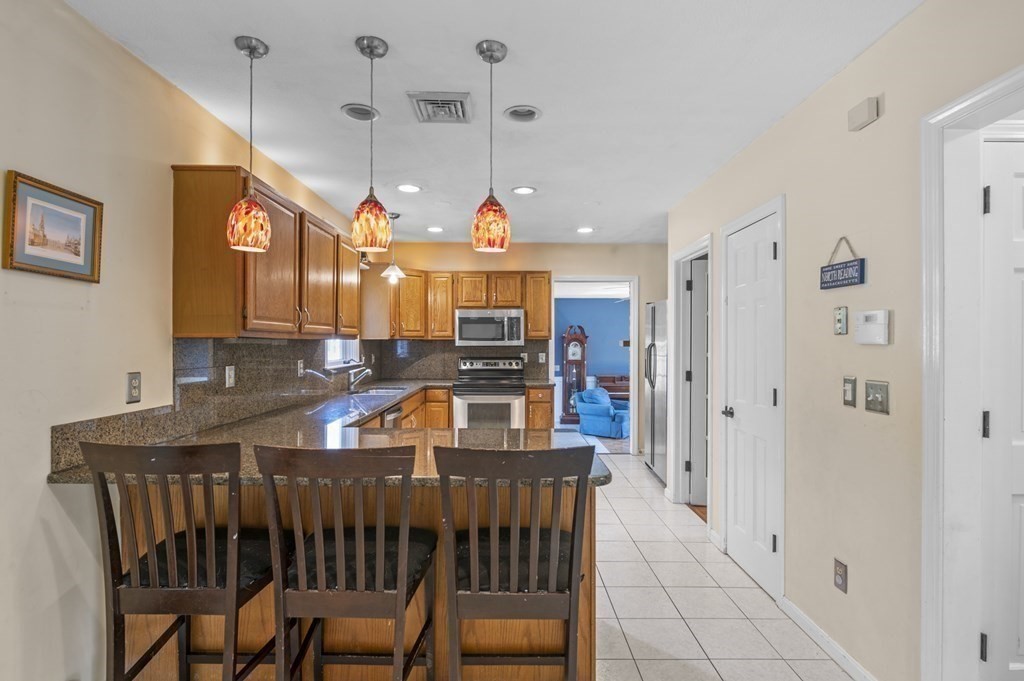 27 Country Club Road North Reading, MA 01864 - Photo 24 of 38 Gallery Image 24