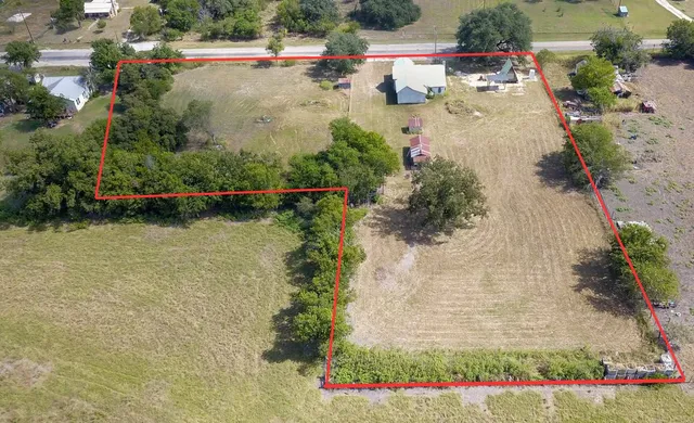$138,000 | 26 Fm 1047 Street South, Goldthwaite, TX 76844