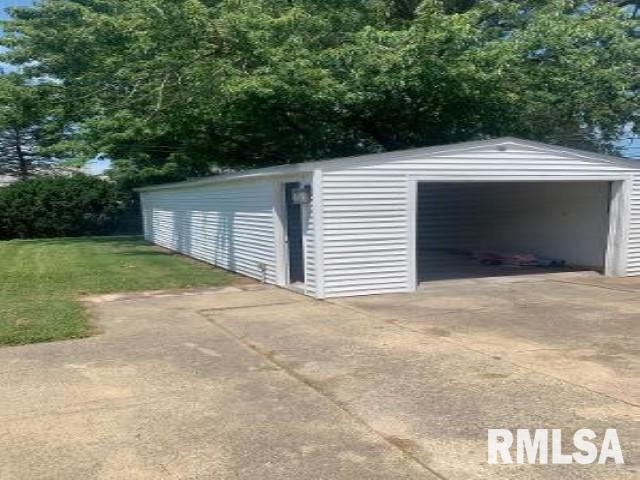 2205 East Converse Street Springfield, IL 62702 - Photo 4 of 14