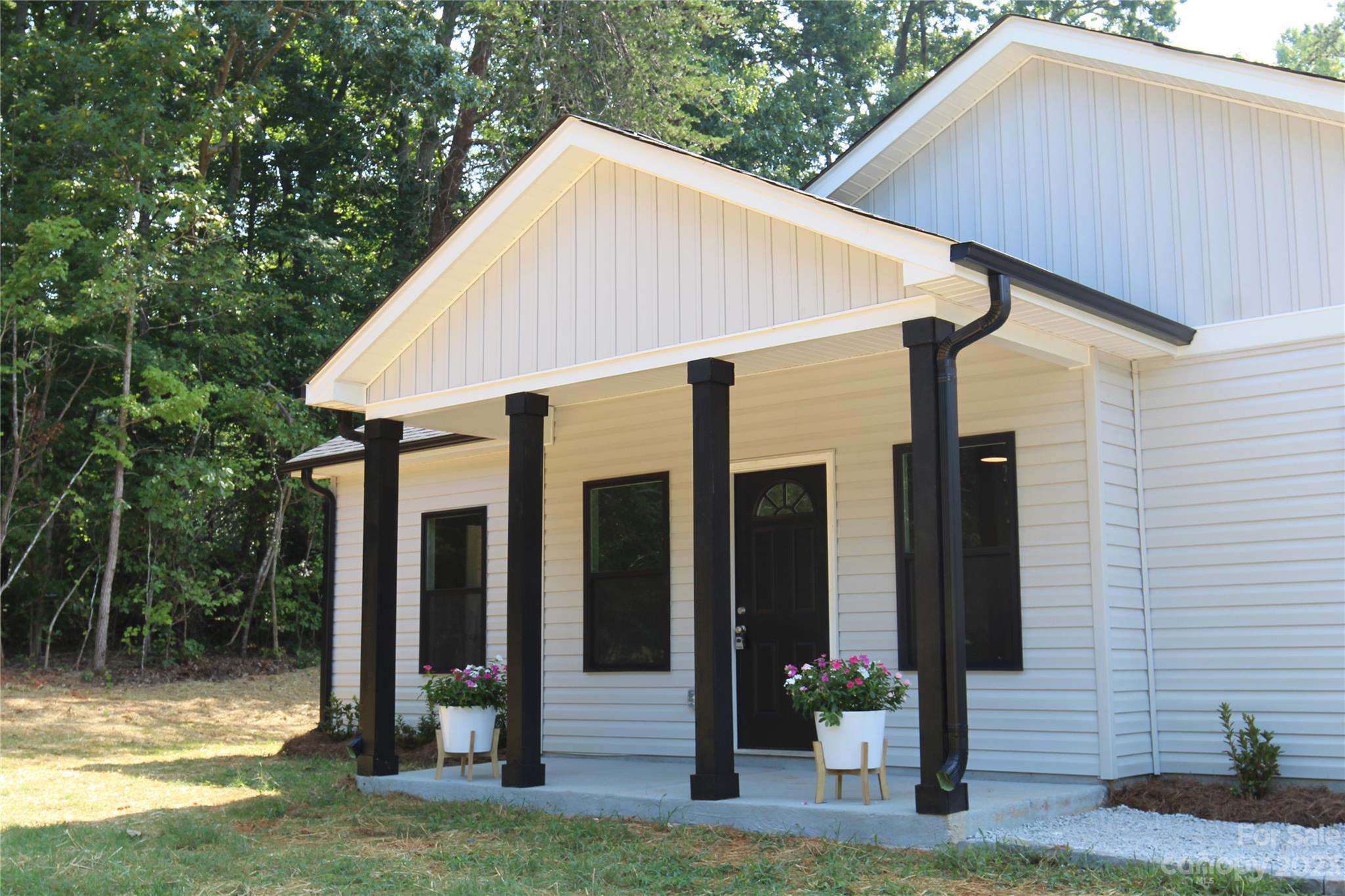 5635 Lewis Road Gastonia, NC 28052 - Photo 3 of 20 Gallery Image 3
