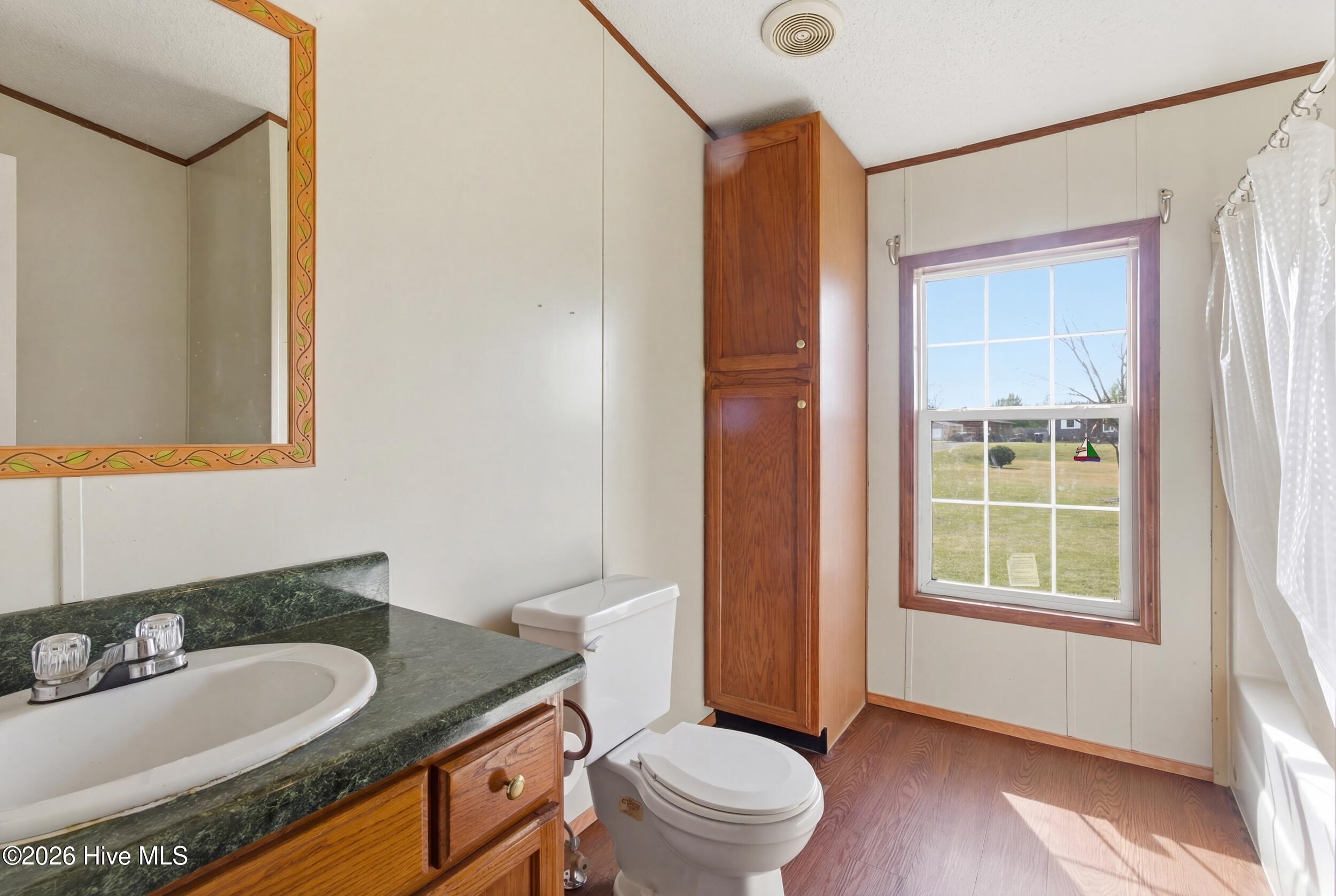 1380 Holland Road Greenville, NC 27834 - Photo 20 of 32 25_img_1314_reedit_7a33295a