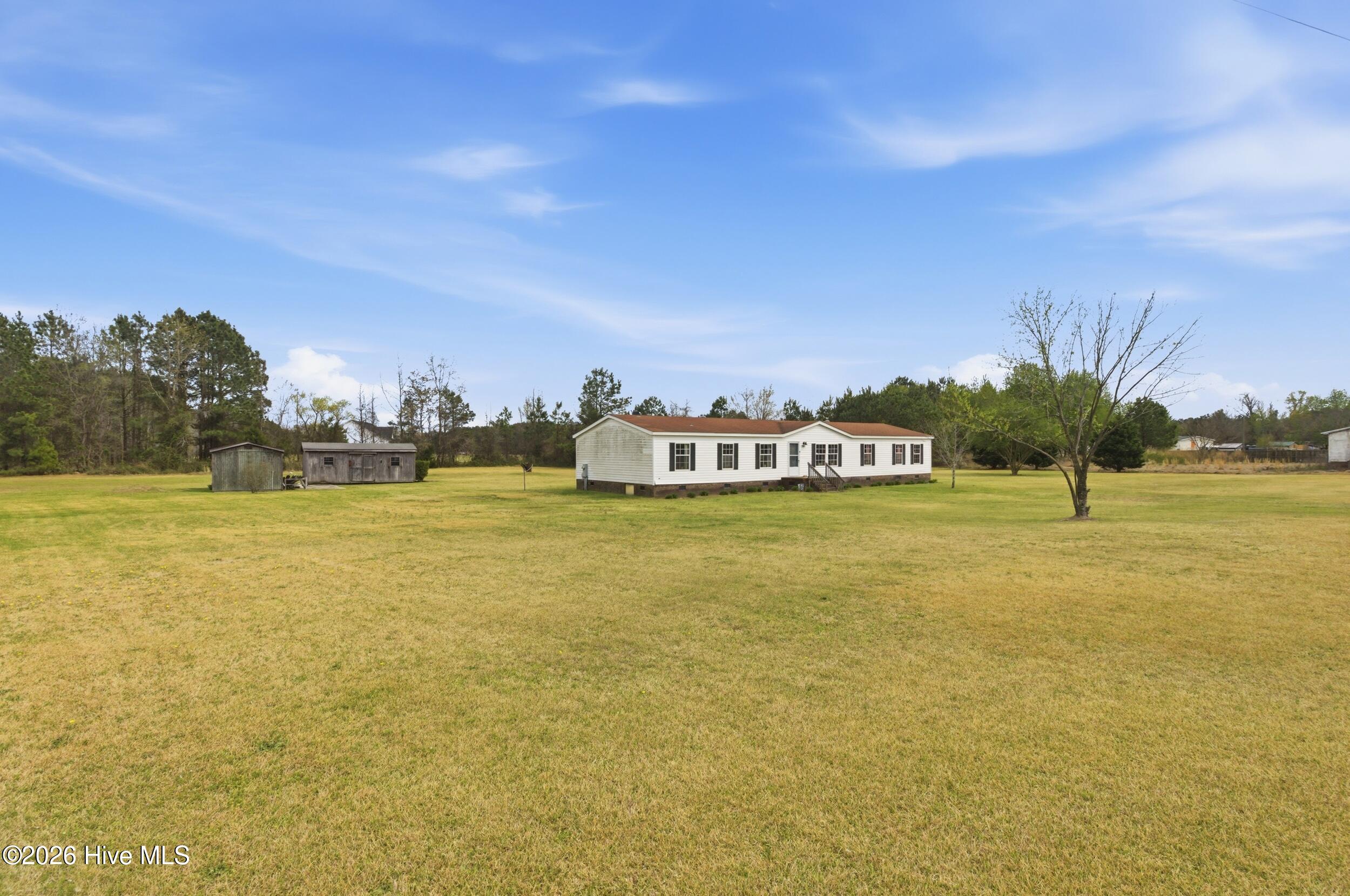 1380 Holland Road Greenville, NC 27834 - Photo 2 of 32 36_img_1194