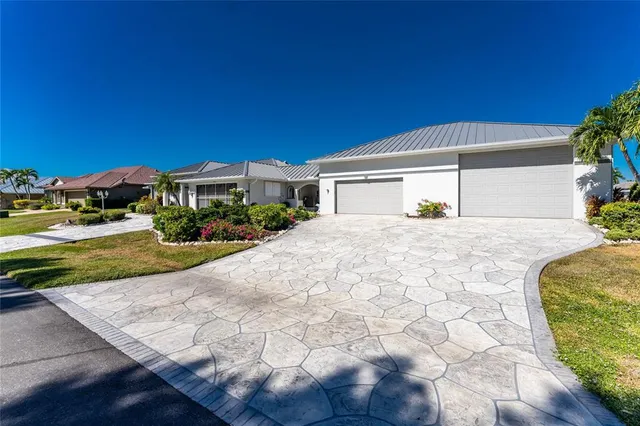 $1,290,000 | 112 Great Isaac Court, Punta Gorda, FL 33950
