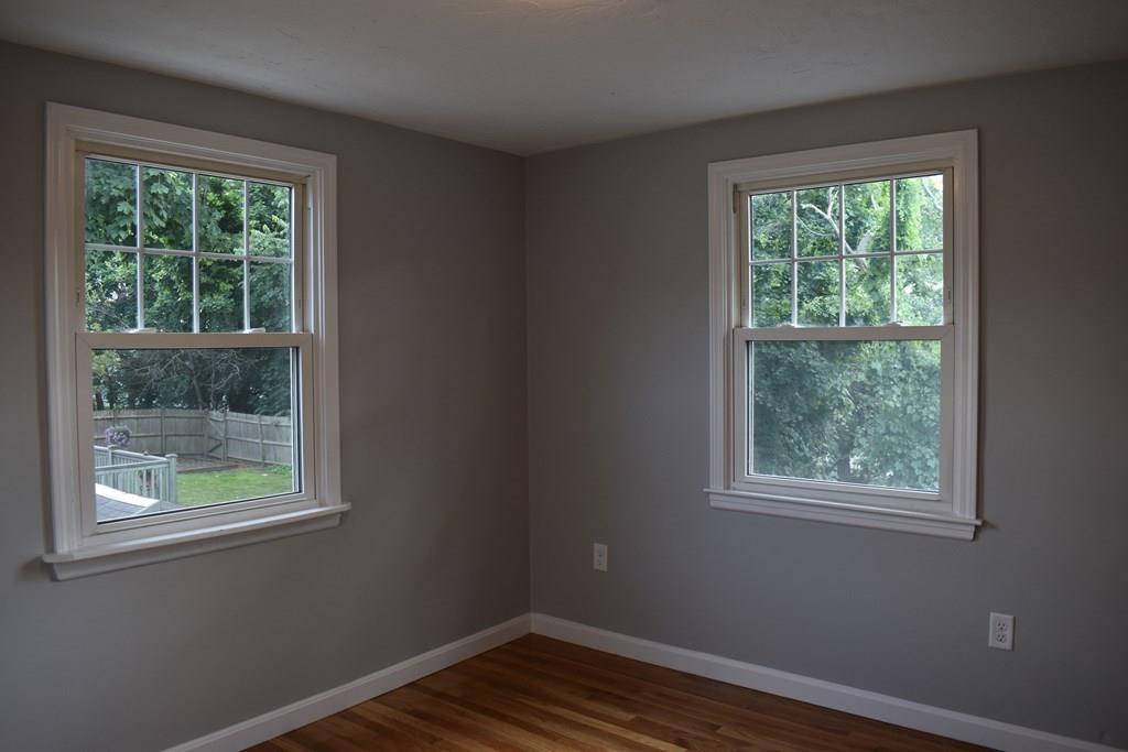 25 Brae Road Weymouth, MA 02191 - Photo 14 of 24 Gallery Image 14