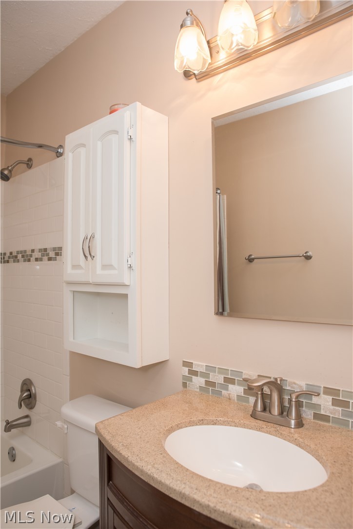 12985 Huffman Road Cleveland, OH 44130 - Photo 22 of 35 Gallery Image 22