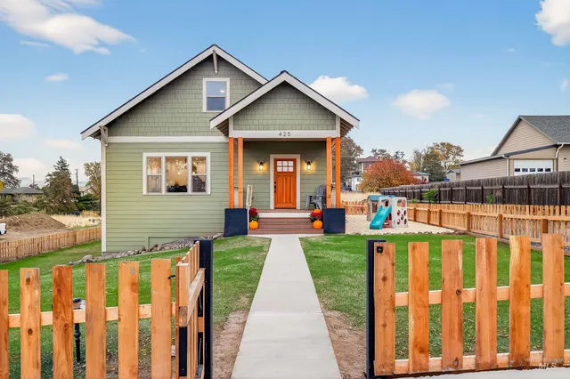 $619,000 | 425 27th Street, Lewiston, ID 83501