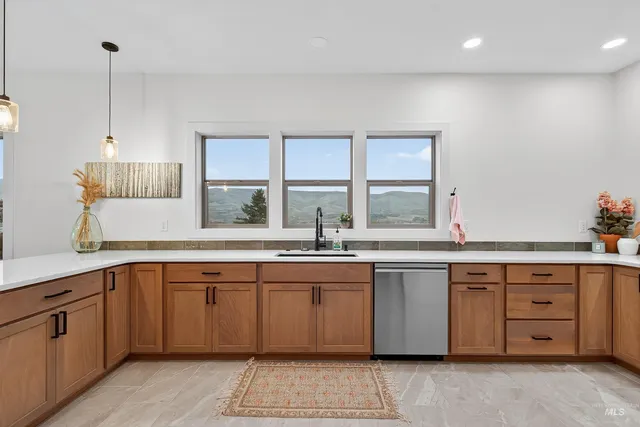 $619,000 | 425 27th Street, Lewiston, ID 83501