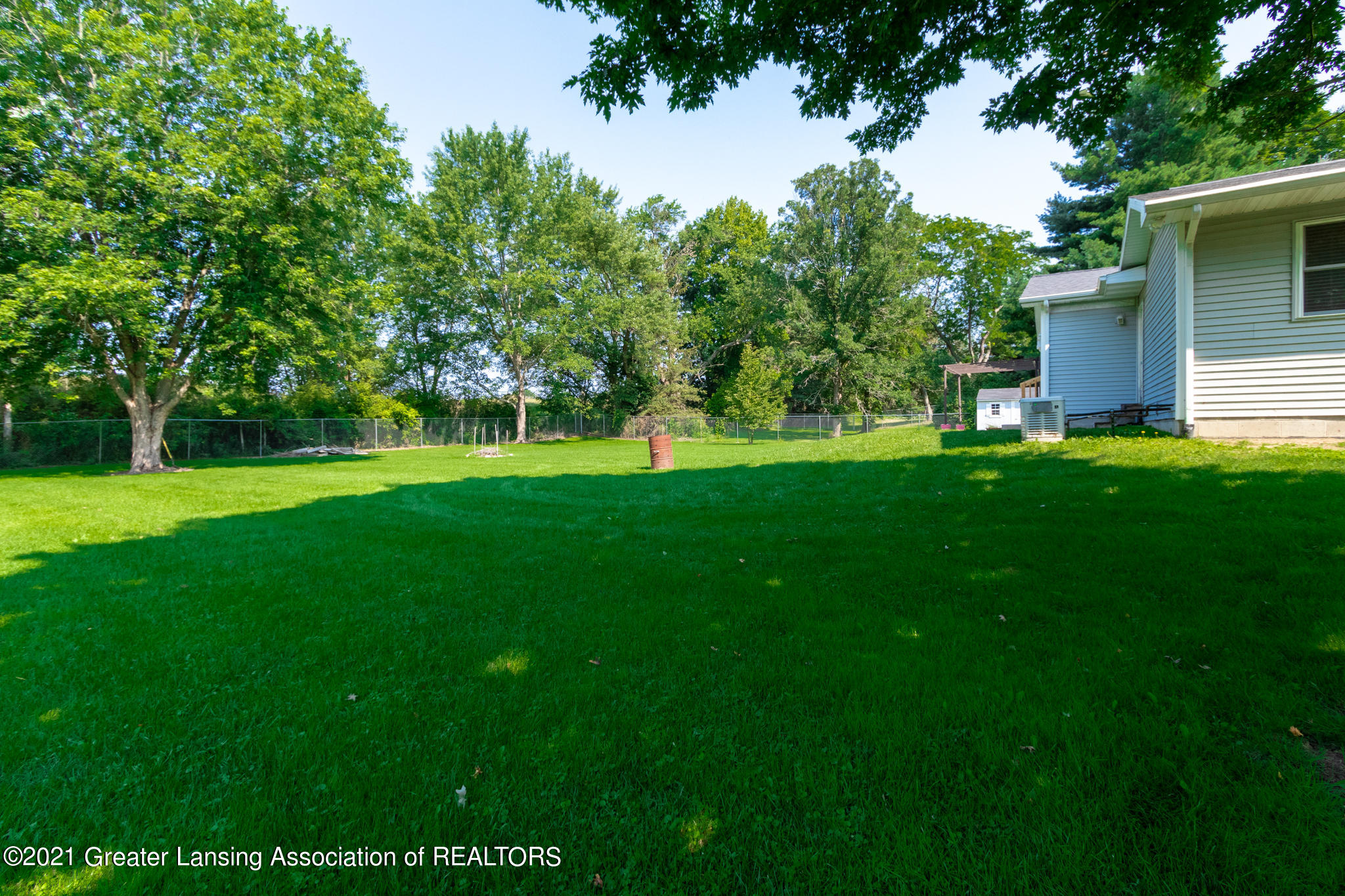 919 Wolverine Road Mason, MI 48854 - Photo 39 of 43 919_Wolverine_JEFF-6 (1)