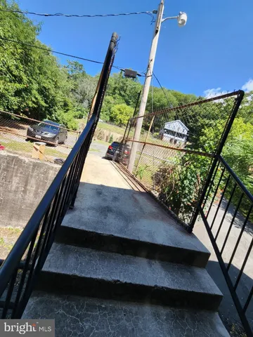 $850 | 311 Columbia Street, Unit 8, Cumberland, MD 21502