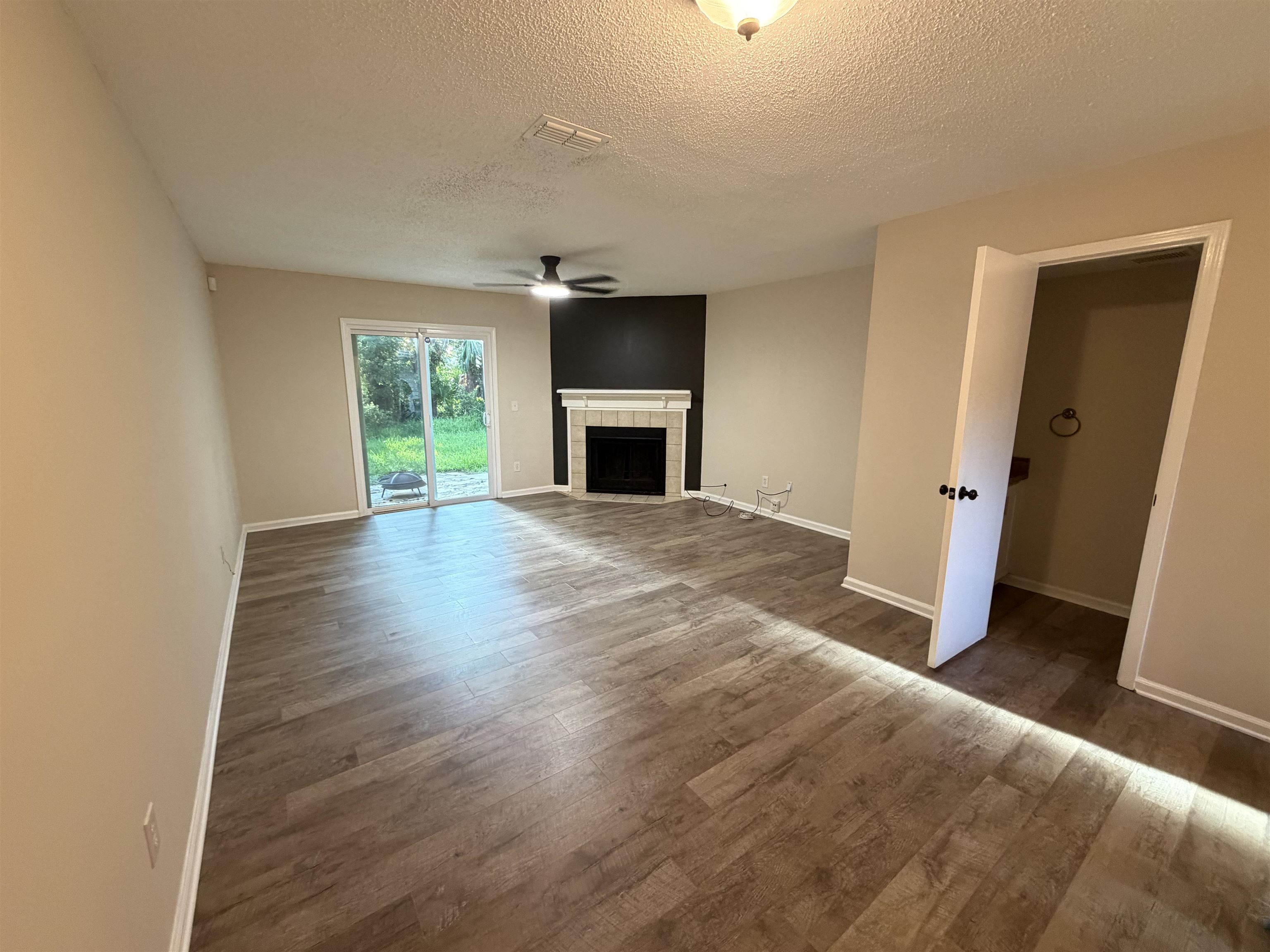 3801 Crown Point Road, Unit 1235 Jacksonville, FL 32257 - Photo 10 of 34 Gallery Image 10