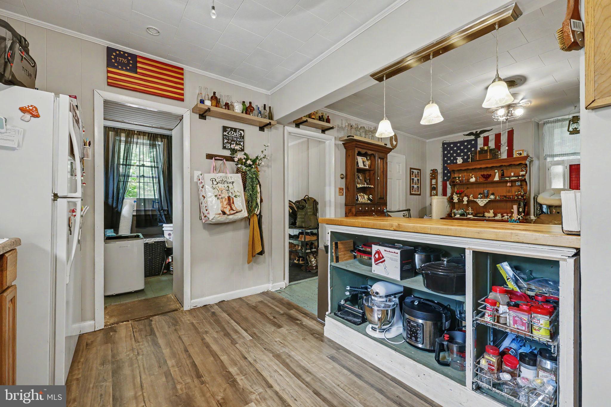 397 Angora Road Reading, PA 19606 - Photo 8 of 31