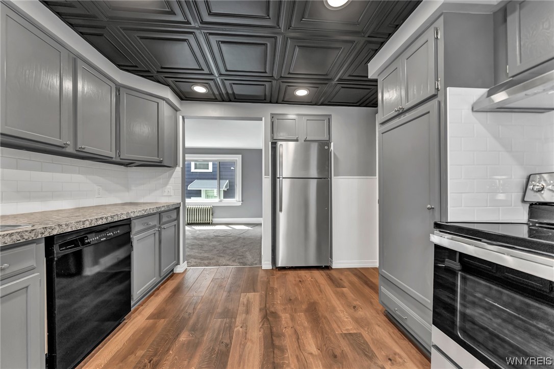 94 Courier Boulevard Tonawanda Town, NY 14217 - Photo 11 of 44