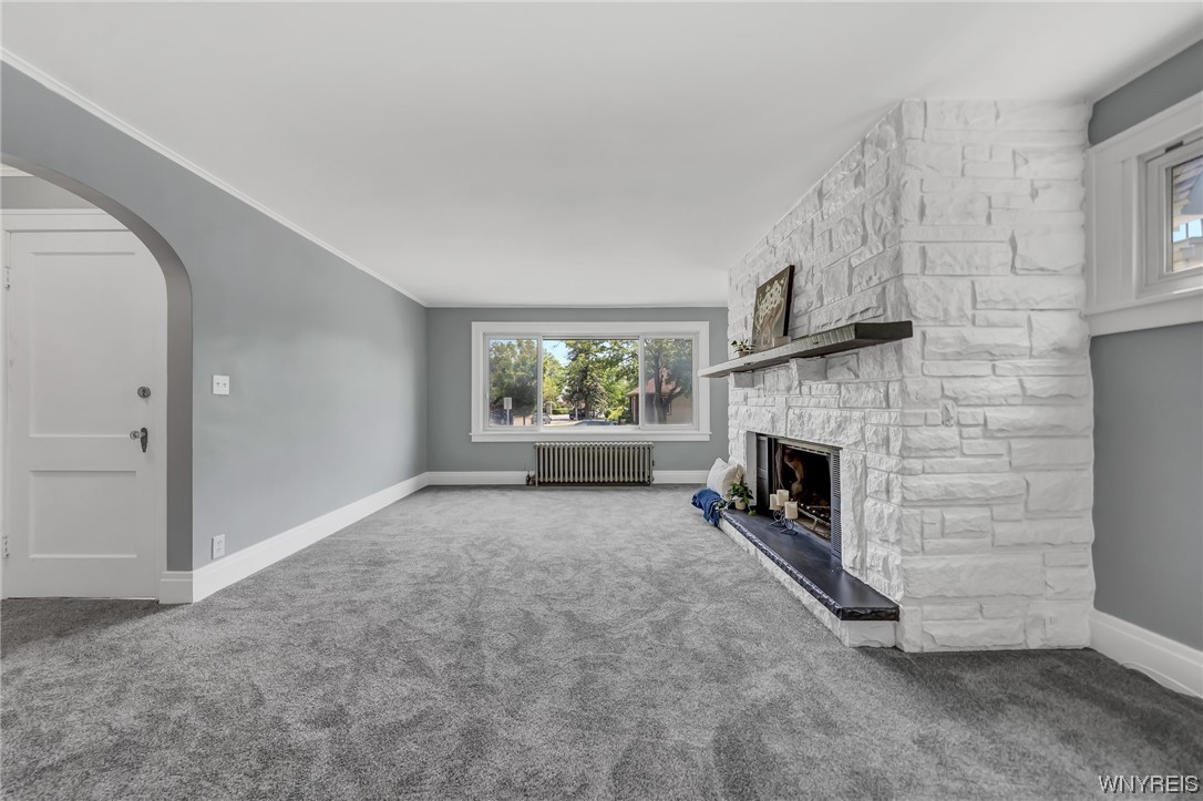 94 Courier Boulevard Tonawanda Town, NY 14217 - Photo 4 of 44