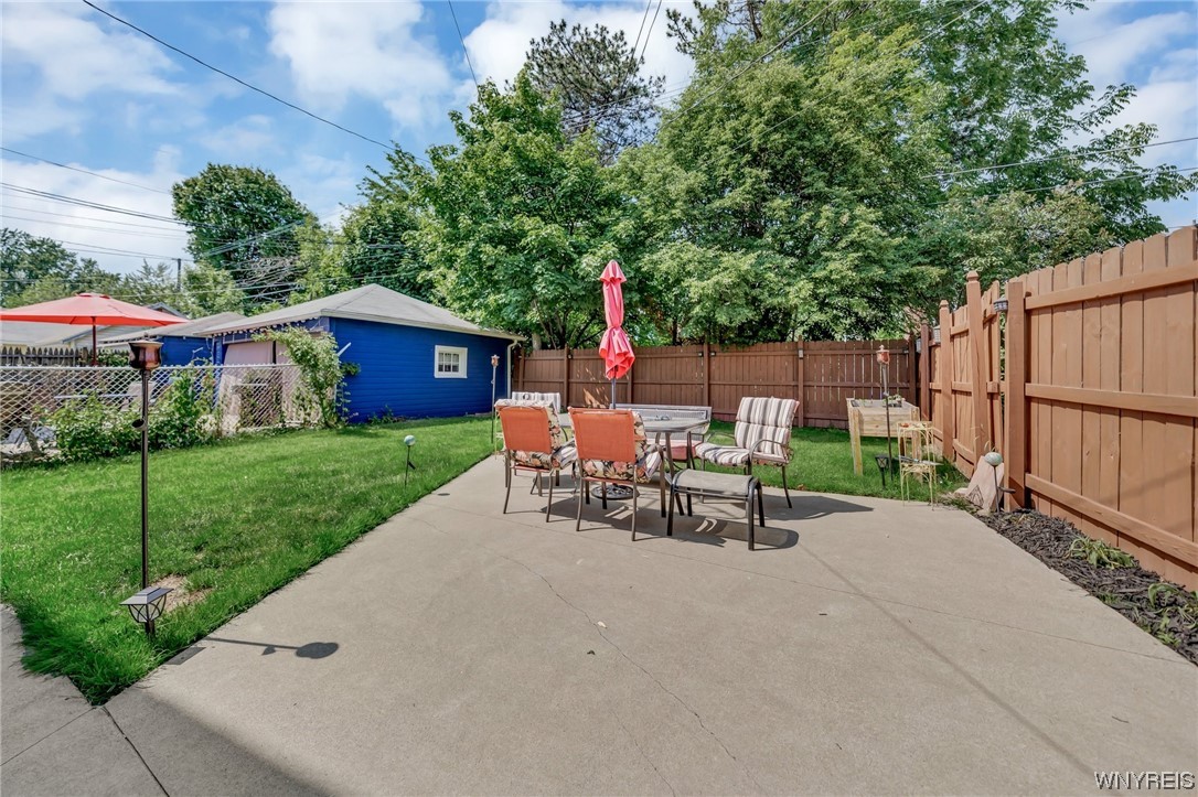 94 Courier Boulevard Tonawanda Town, NY 14217 - Photo 42 of 44