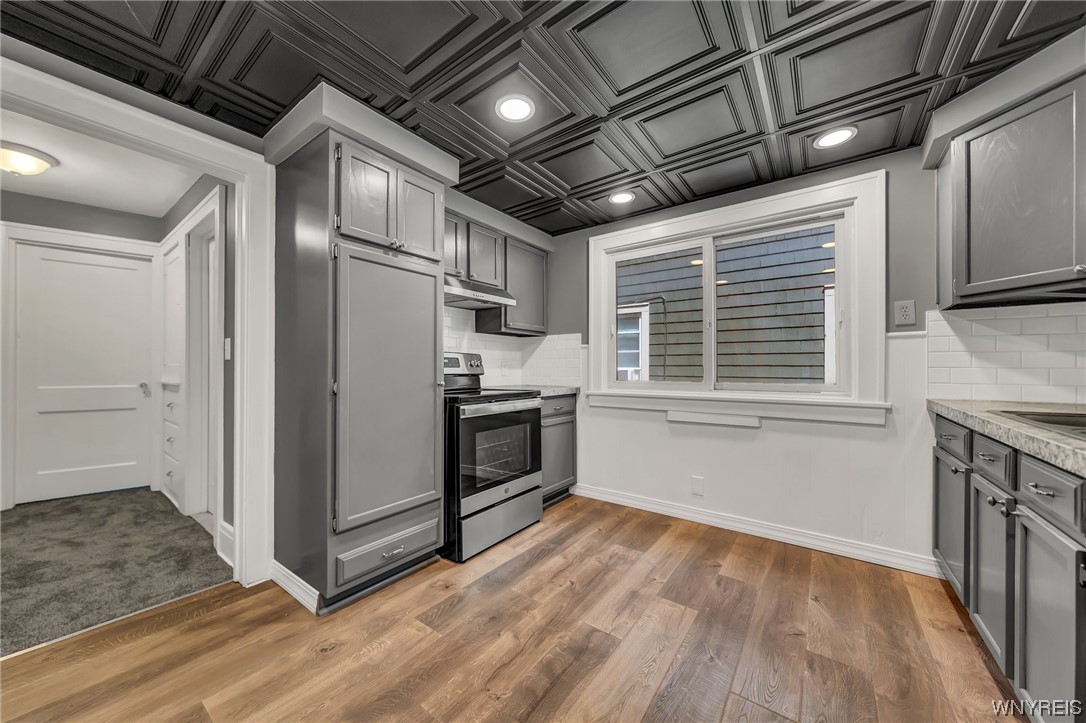 94 Courier Boulevard Tonawanda Town, NY 14217 - Photo 9 of 44