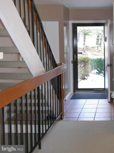11503 Buttonwood Court Reston, VA 20191 - Photo 2 of 24 Foyer
